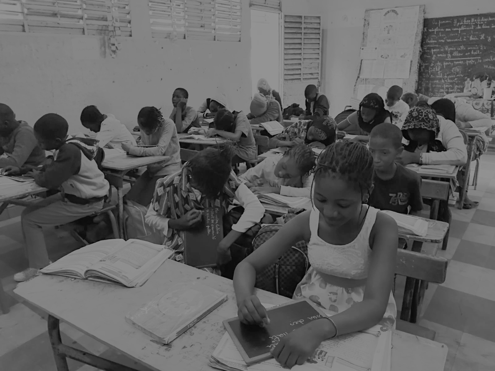 School-grey2